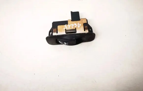 Mitsubishi Carisma Electric window control switch mr740601