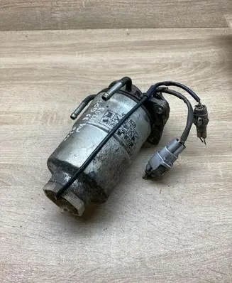 Toyota Corolla E120 E130 Fuel filter housing WK828