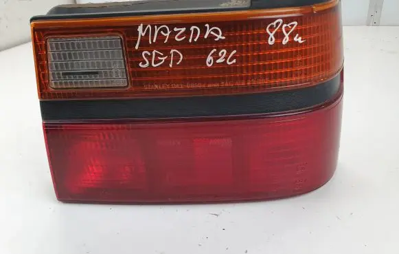 Mazda 626 Rear/tail lights 0436886