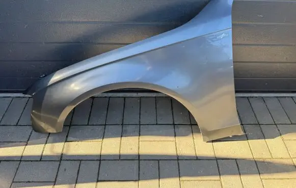 Audi A4 S4 B8 8K Fender 8K0821105J