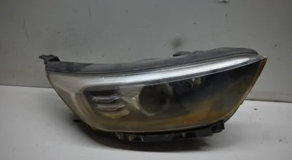 KIA Stonic Headlight/headlamp 92102H8