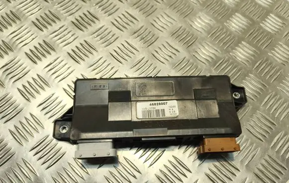 Fiat Croma Comfort/convenience module 46828007 101222
