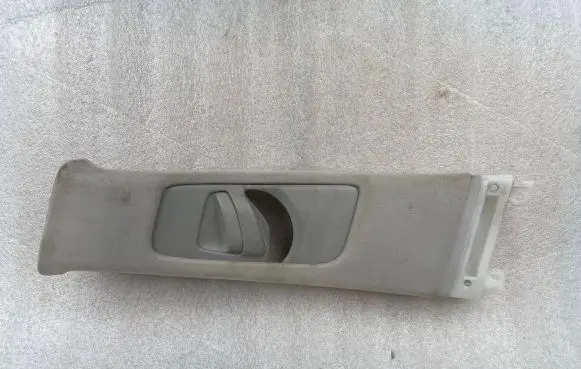 Toyota Corolla Verso E121 (B) pillar trim (top) 731360F010 730240F010
