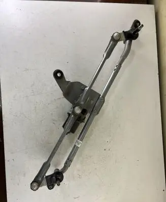 Jeep Grand Cherokee WL Front wiper linkage and motor 68377072AB P68377072AB 0921215141108
