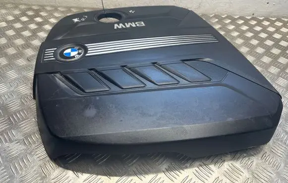 BMW 5 F10 F11 Engine cover (trim) 7802847 03104105 11252010
