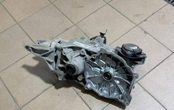 Nissan Leaf II (ZE1) Automatic gearbox 320105SH5F 43551 L01297599B