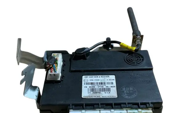 KIA Venga Other control units/modules 954001P720
