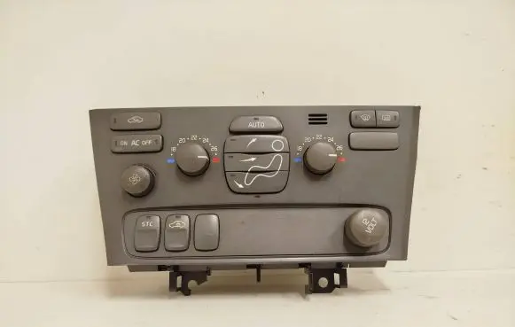 Volvo V70 Climate control unit M6E37900149 7923 CAAJE