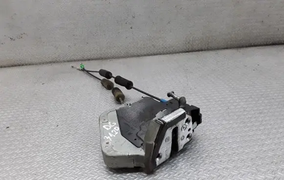 Lexus IS 220D-250-350 Rear door lock