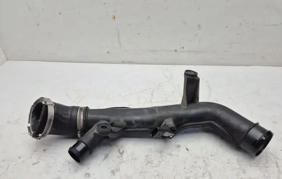 Volkswagen Golf VI Intercooler hose/pipe 1K0145770P