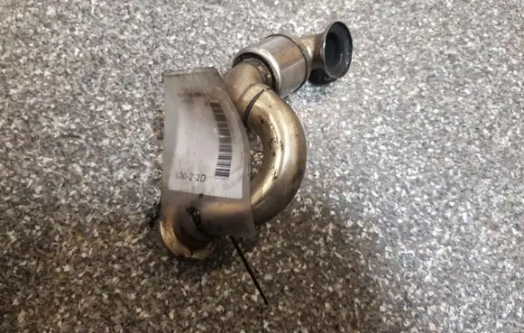EGR valve line/pipe/hose