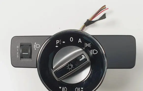 Mercedes-Benz GLK (X204) Light switch A2045453004