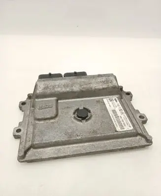 Peugeot 208 Engine control unit/module 9807827980 132750763