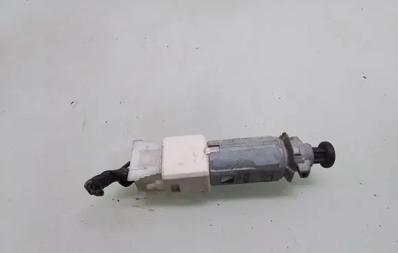 Mitsubishi Colt Brake pedal sensor switch