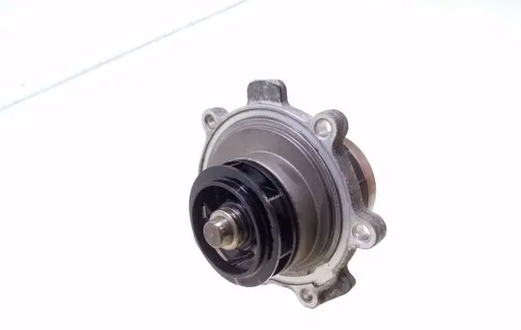 Opel Astra H Water pump 24405896