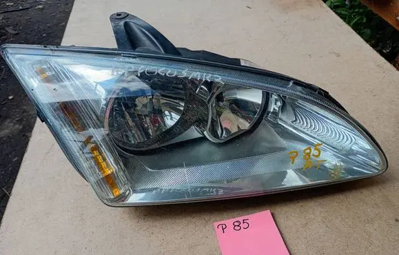 Ford Focus Headlight/headlamp 4M5113W029AC