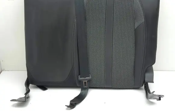 Rear seat