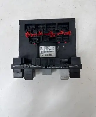 Volkswagen Golf V Comfort/convenience module 3C0937049AJ 00777952 F005V00661