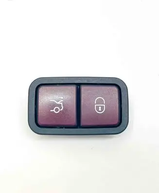 Mercedes-Benz SL R230 Tailgate/boot open switch button 2208211479 A2208211479