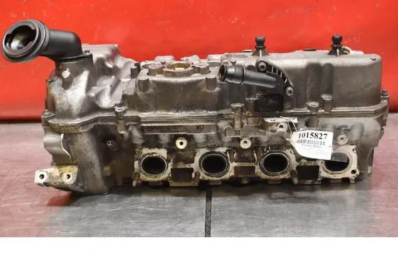 BMW 7 F01 F02 F03 F04 Engine head 757393404