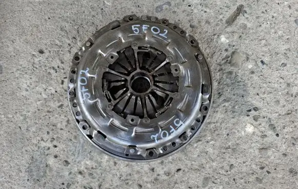 Citroen C4 II Dual mass flywheel 