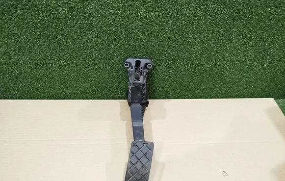 Volkswagen Crafter Accelerator throttle pedal 2N1723503 6PV01062141 0501210838
