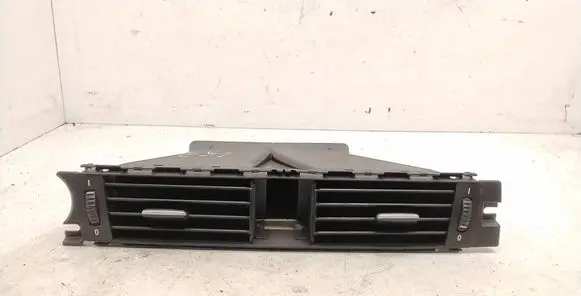 BMW 3 E90 E91 Dash center air vent grill 9151173 E3222W 14482110