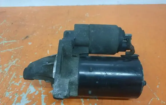 Ford Fusion Starter motor 0001107407