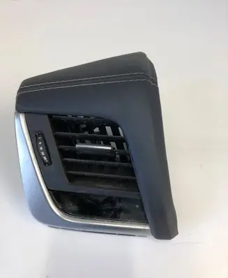 Nissan Qashqai J12 Dashboard side air vent grill/cover trim 687616rr1a