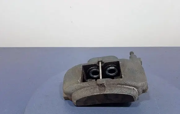 Lexus GS 300 350 430 450H Front brake caliper 