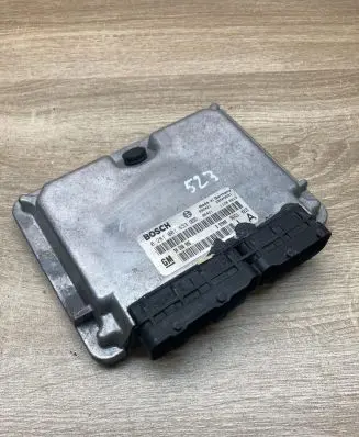 Opel Vectra B Engine control unit/module ECU 90508986 0281001633