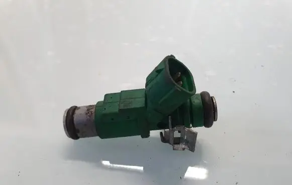 Peugeot 106 Fuel injector