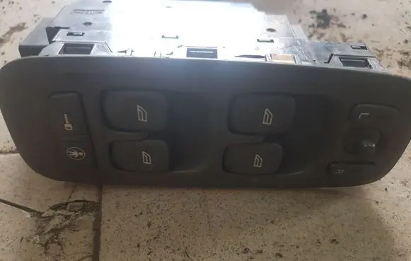 Volvo V70 Electric window control switch