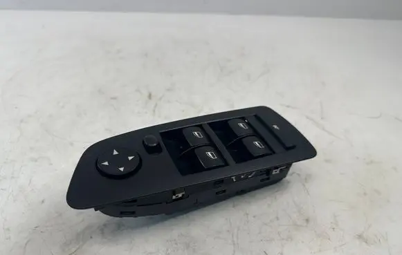 BMW 1 E81 E87 Electric window control switch 9132066 61319132066 9216555