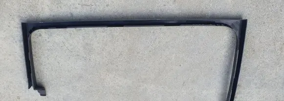 Nissan Leaf I (ZE0) Rear door trim (molding)