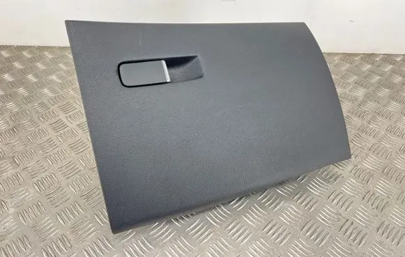 MG EHS Glove box 10627686