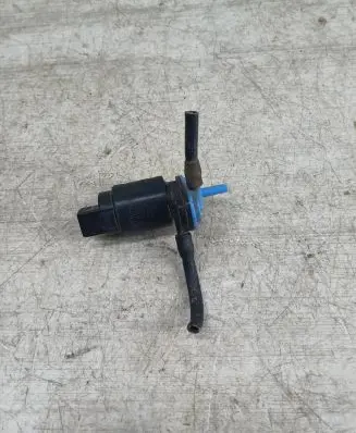 Opel Zafira A Windscreen/windshield washer pump E13021168 2800F21 103173