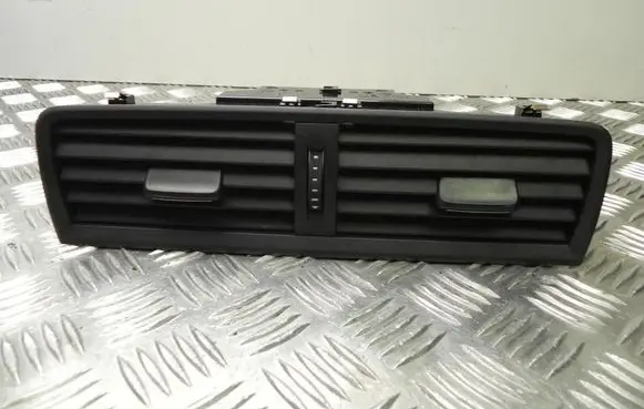 Skoda Fabia Mk3 (NJ) Rear air vent grill 6V0820951C T1450
