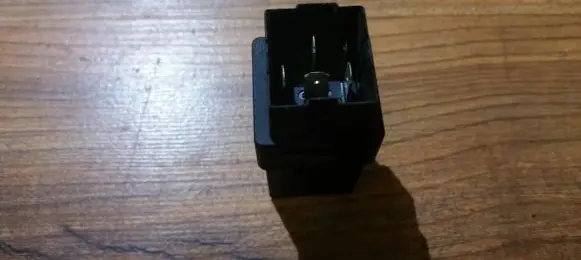 Volvo S40, V40 Other relay mb954185 72tm200