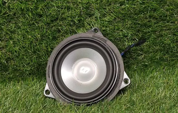 BMW 3 E90 E91 Parcel shelf speaker 9142512 6513914251201 61928910