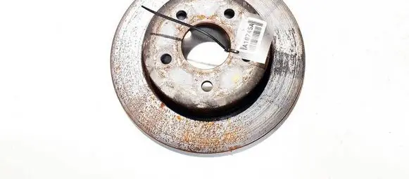 Ford Focus C-MAX Rear brake disc neventiliuojamas