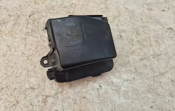 Dacia Lodgy Fuse box set 243809584R M0Q7103