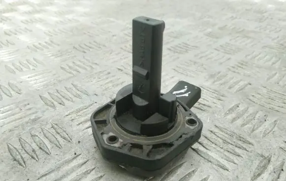 Volkswagen Golf IV Oil level sensor 1J0907660B