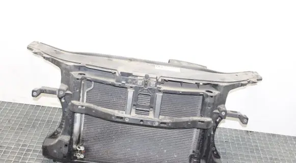 Volkswagen PASSAT CC Radiator support slam panel 3C0121253