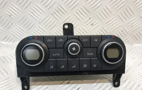 Nissan Qashqai+2 Climate control unit 27500JD45C