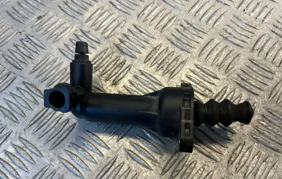 Seat Ibiza IV (6J,6P) Clutch slave cylinder 5Q0721261