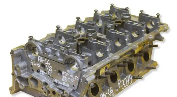 Audi A6 S6 C6 4F Engine head 079103373G