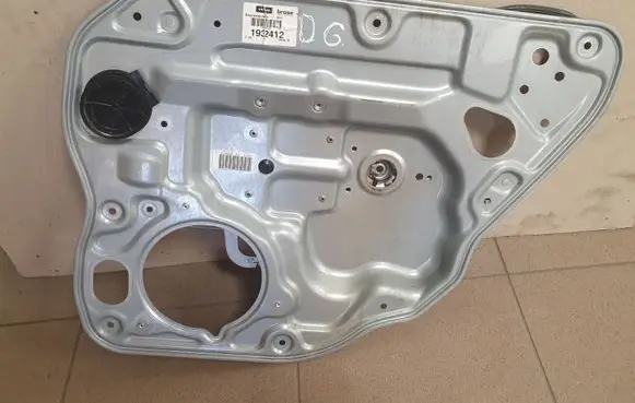 Volvo S40 Rear window lifting mechanism without motor 992674101