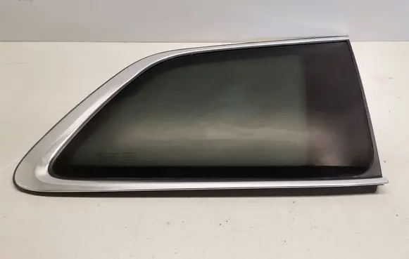 Volvo XC90 Rear side window 31468147
