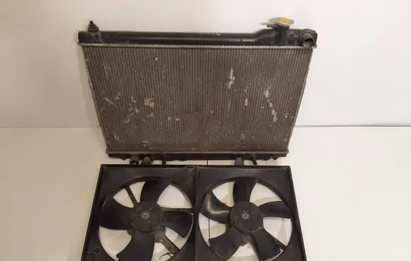 Infiniti FX Coolant radiator